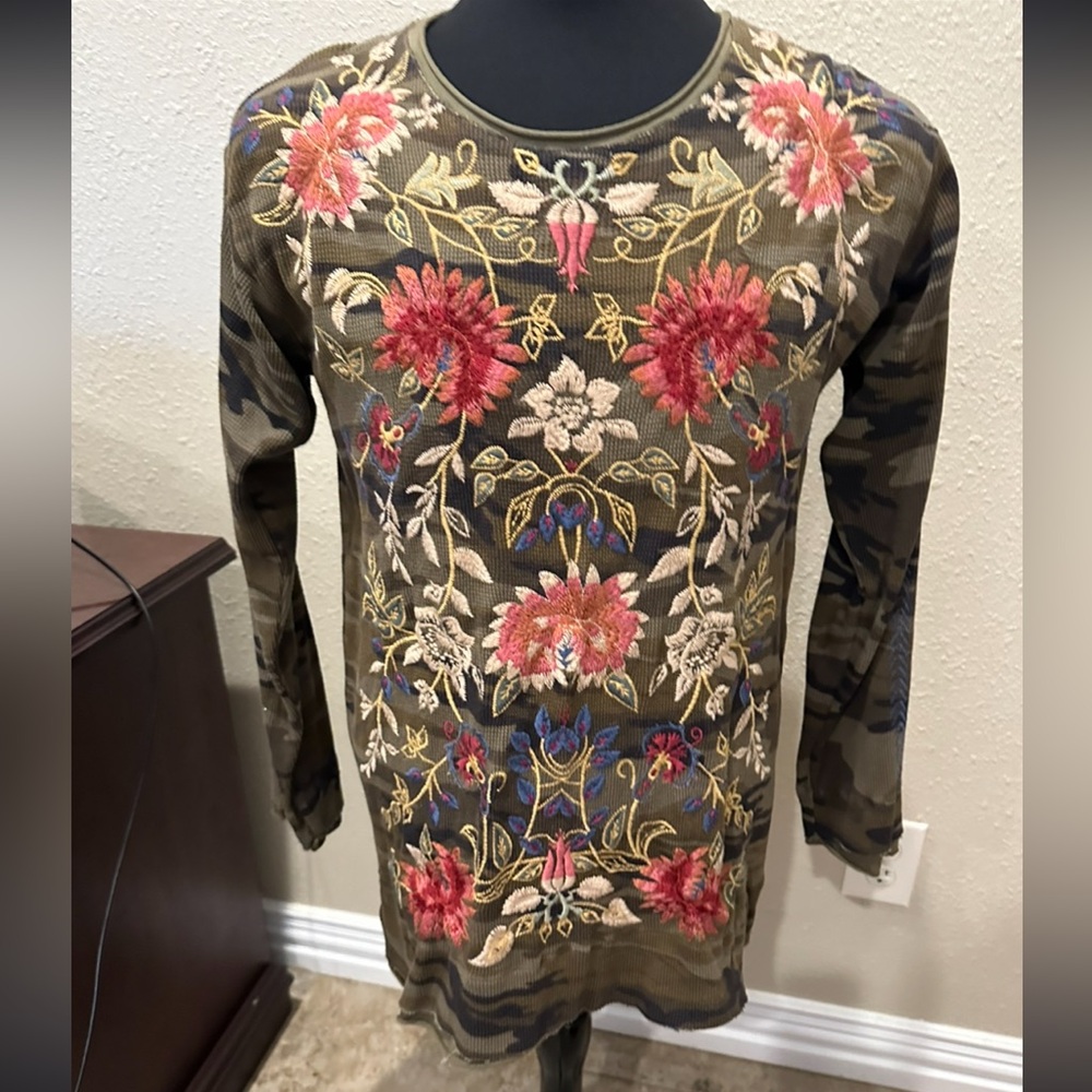 Johnny Was camo top